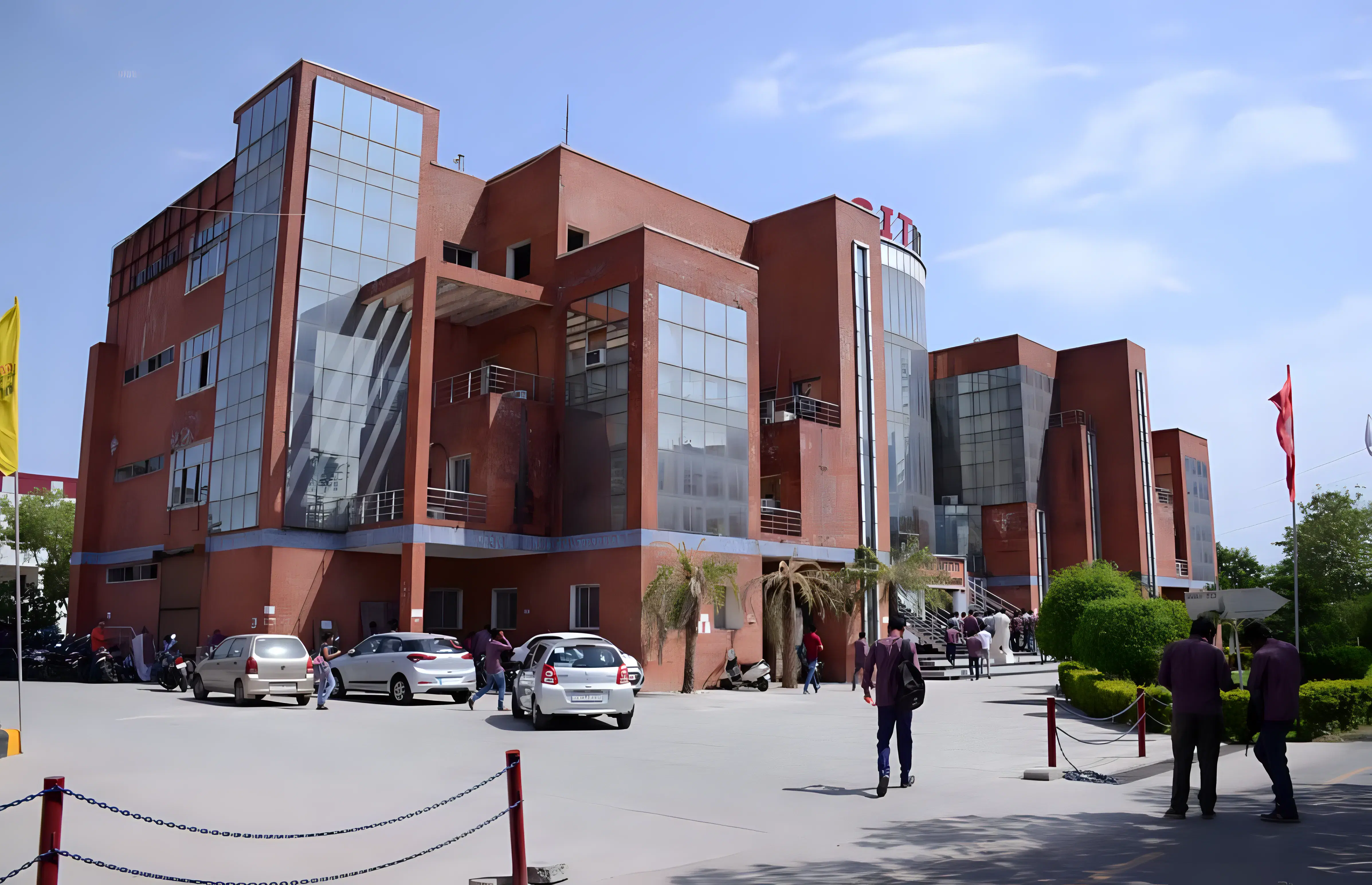 GITM Lucknow lab photo 2